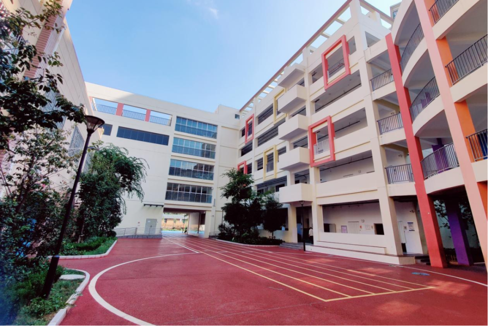 五华区龙翔小学图片