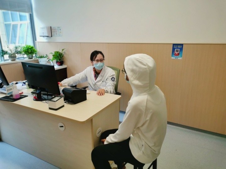 汤路瀚是浙江省立同德医院临床心理科副主任心理治疗师.