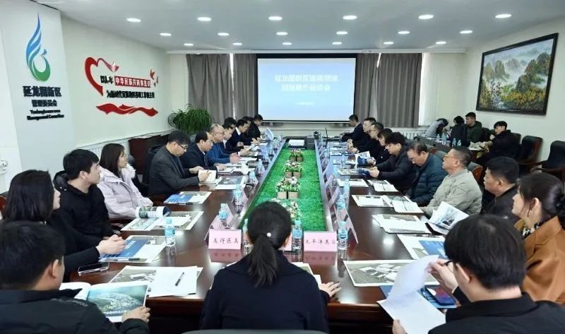 日前,围绕延吉医美小镇的发展建设,延龙图新区召开了一场别开生面的