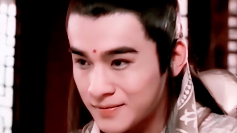 谁又能想到,《九义人》里的乔振宇年轻的时候是如此的俊逸潇洒,风度