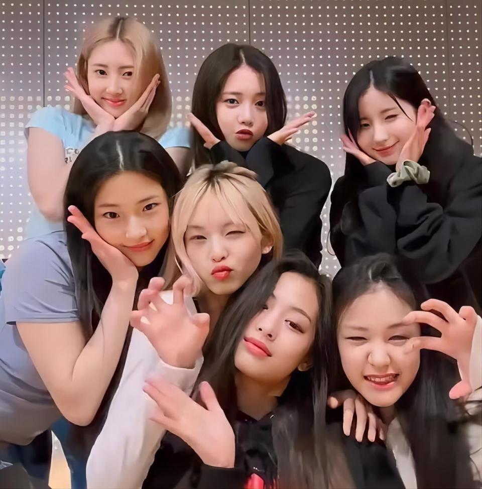 韩国4大娱乐公司公布新团出道计划，YG将推泰国男团-腾讯新闻