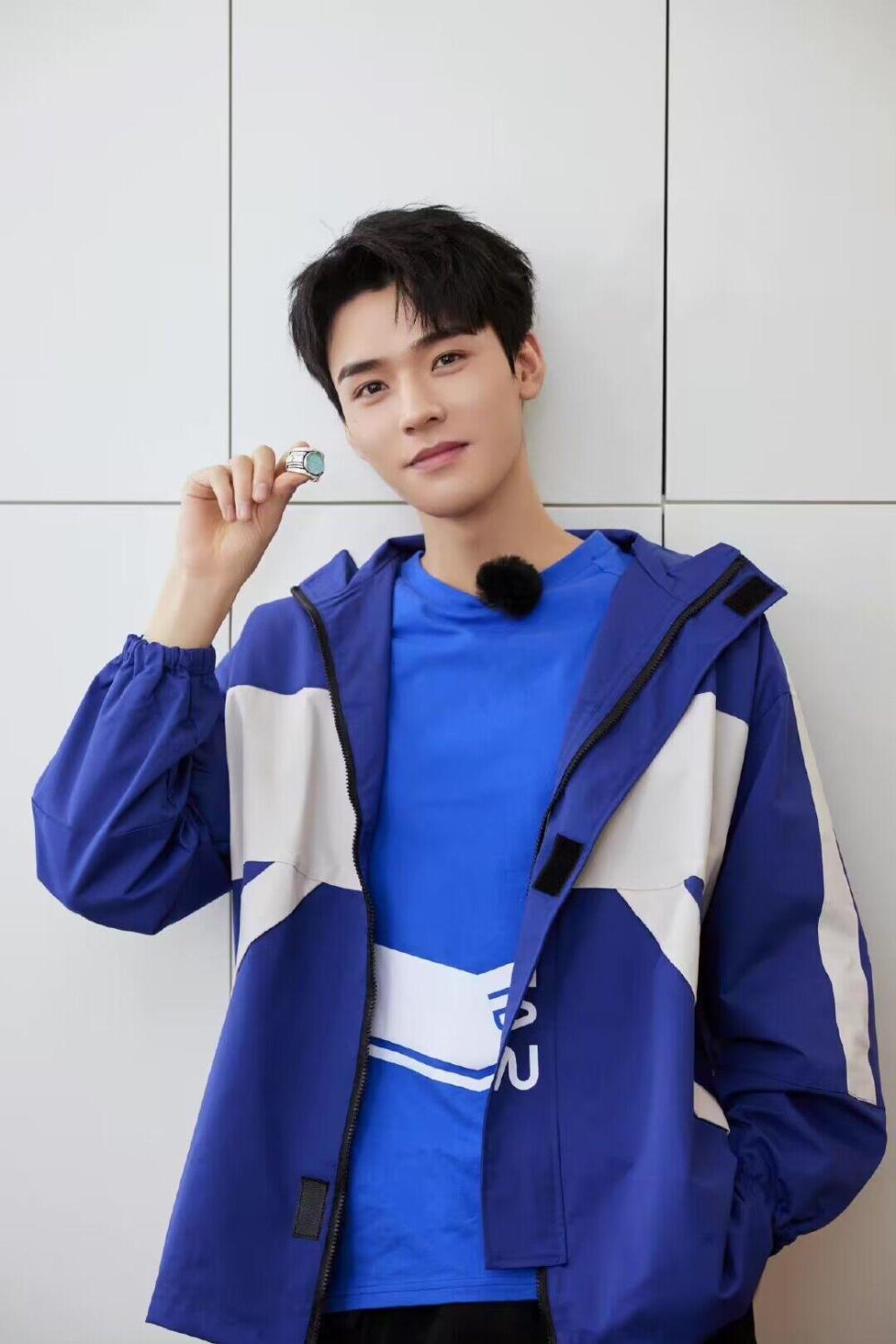 曝刘亦菲龚俊合作新剧导演王晶发文阴阳怪气怪不得推传说