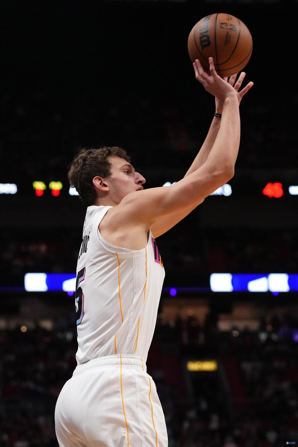 约维奇几天前交手让我们清楚中国男篮的比赛方式这场胜利很棒