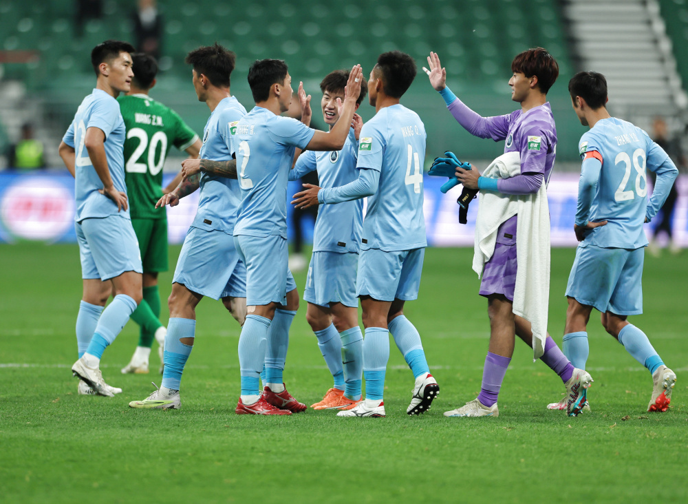 足球中超北京国安不敌深圳新鹏城2