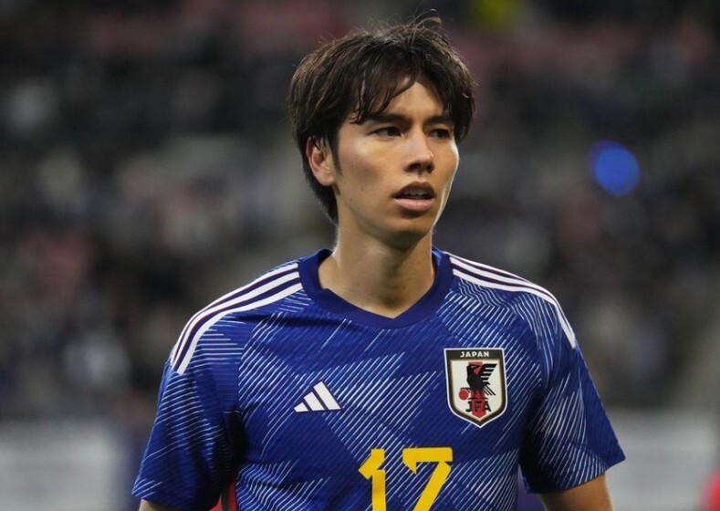 田中碧,现年25岁,德转身价350万欧元,身高180cm,司职中场,右脚球员