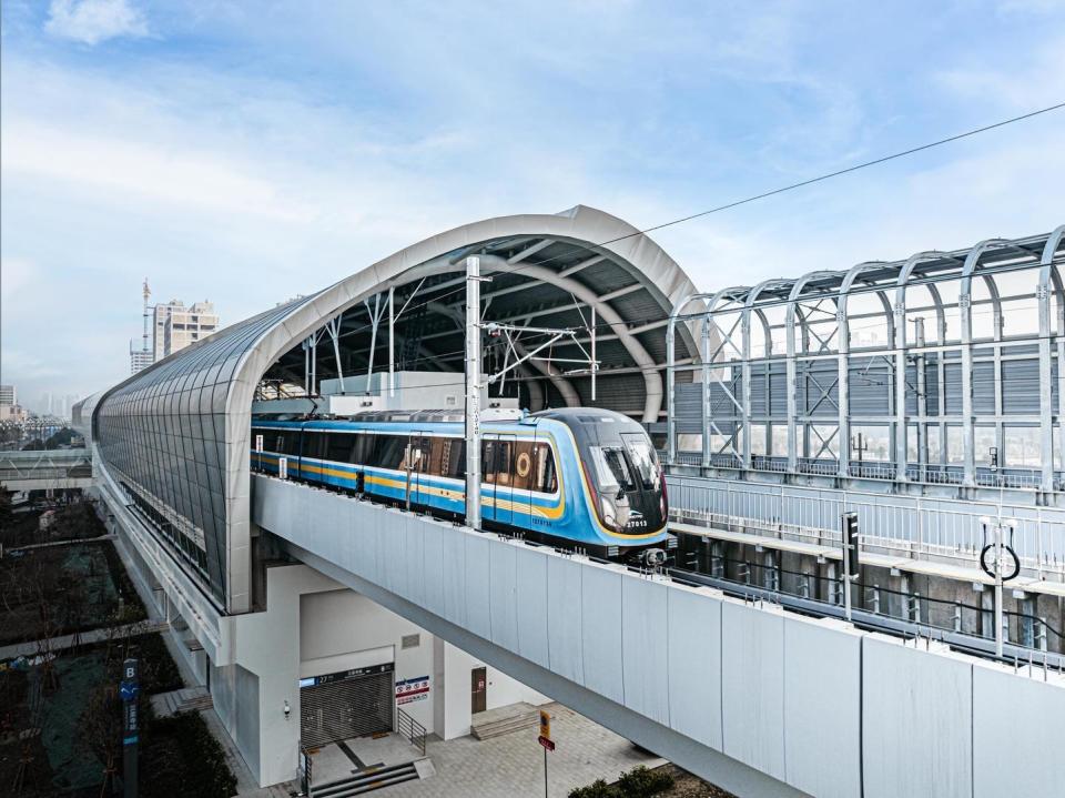 2025年成都轨道交通4条新线将通车，总里程迈向759.5公里_腾讯新闻