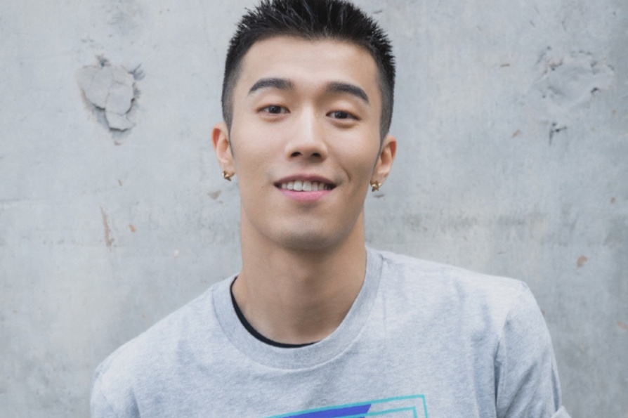 周游:曾被陈坤看好,但出道多年却不红,今凭《群星闪耀时》出圈