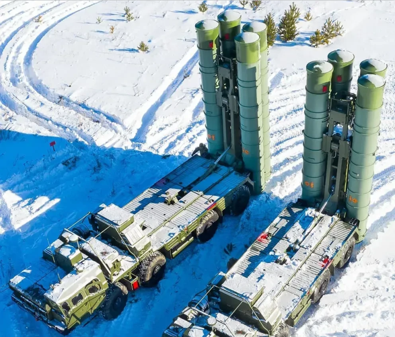 b-1b头顶扔炸弹,30个防空营毫无反应,若换成解放军会