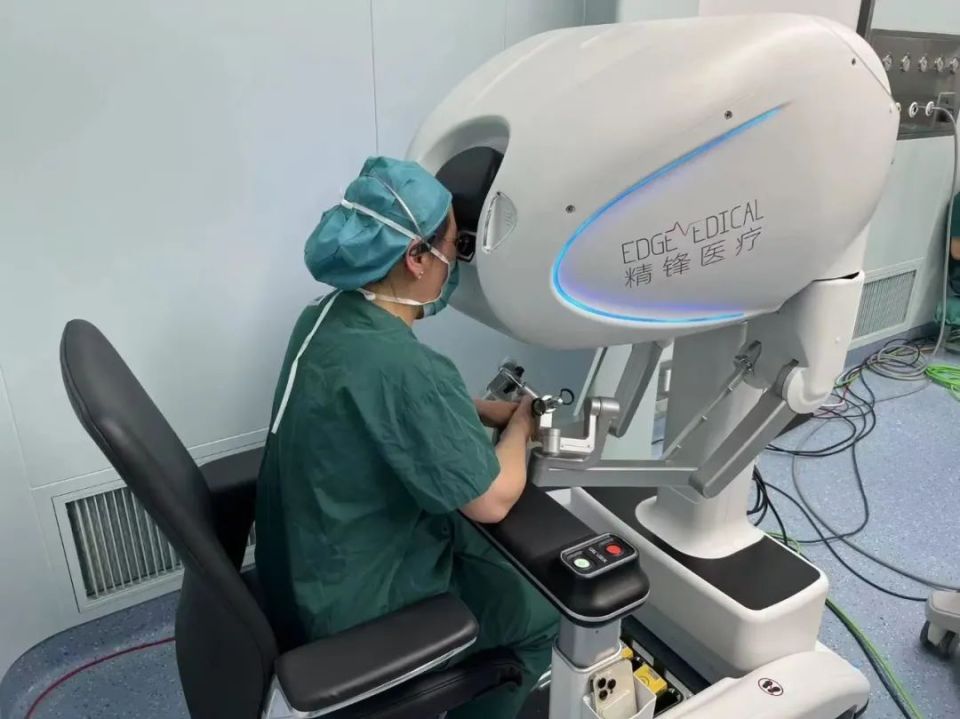 妇产科器械有哪些全球首台，妇科远程手术直播来了_https://www.jmylbn.com_新闻资讯_第3张