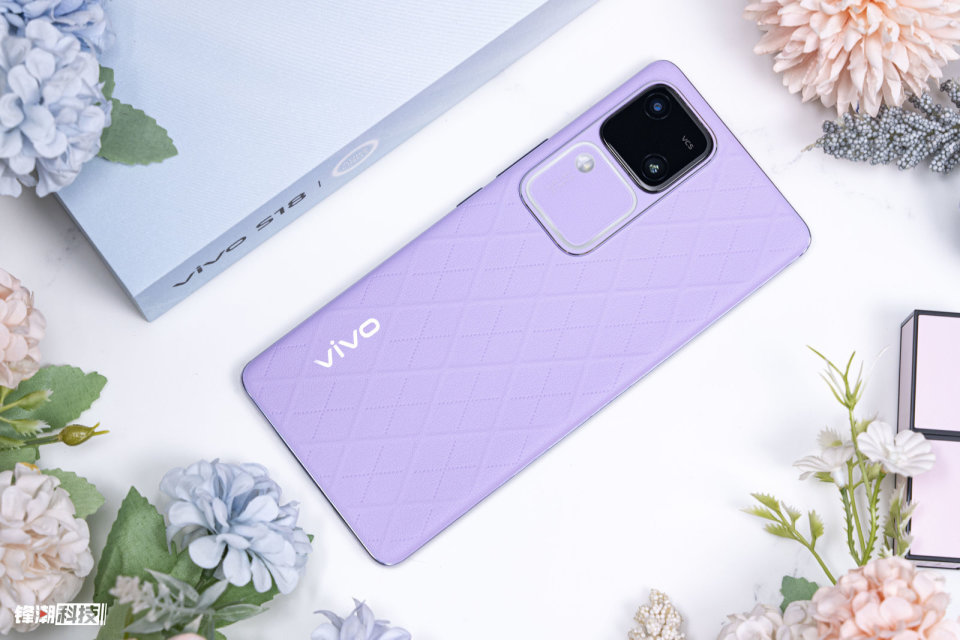vivo s18菱紫图赏:高级时尚配色,尽显独立绽放的生机_腾讯新闻