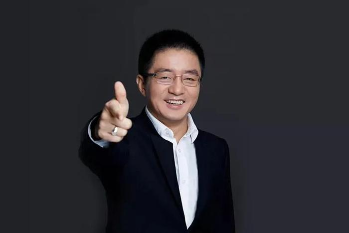 具身智能公司自变量机器人获亿元融资、昆仑万维发布AI搜索功能、王慧文回归负责美团AI项目|每周AI世界观 · 原文图片 13
