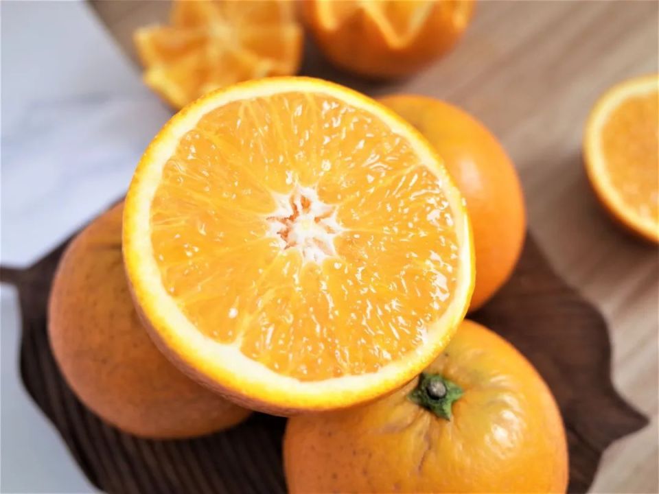 清爽橙香 淡淡蜜味!江永夏橙,真的可以