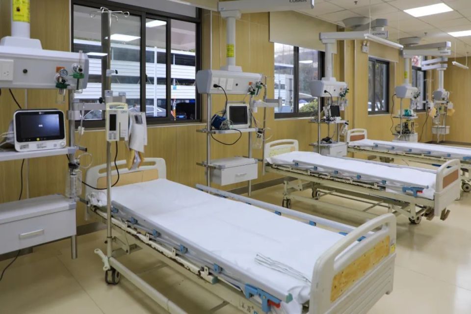 实现急诊"一站式"服务急诊抢救室-急诊eicu-重症医学科仁和医院实行