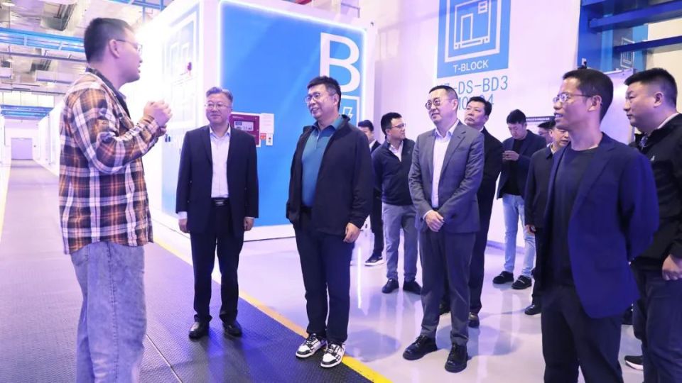 腾讯集团党委书记,高级副总裁奚丹来仪考察 孙建年