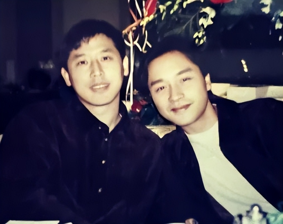 唐鹤德已搬离张国荣旧居,事情发生在十多年前