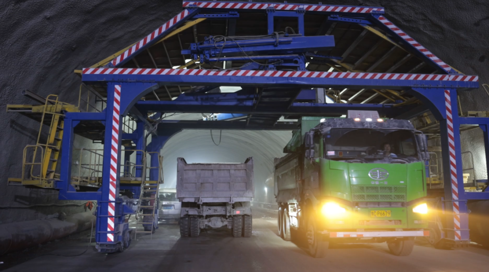 猫狸岭隧道实现双向掘进,目标2025年贯通!