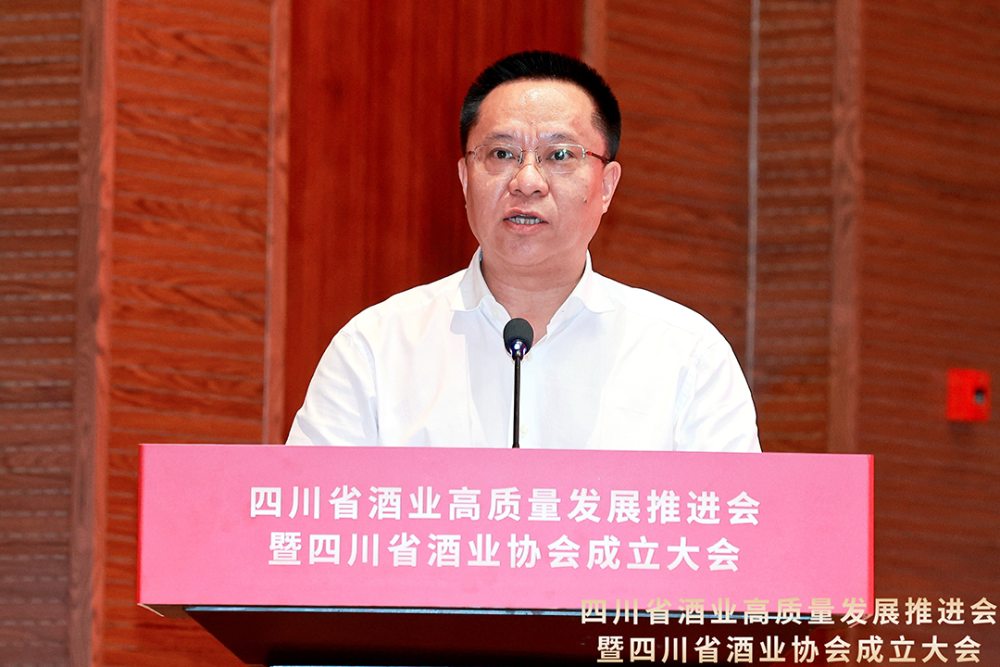 "对川酒乃至中国酒业而言,这都将是载入史册的一天"