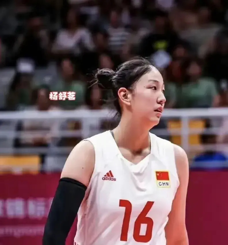 u17女排两小将,能接班李盈莹和龚翔宇