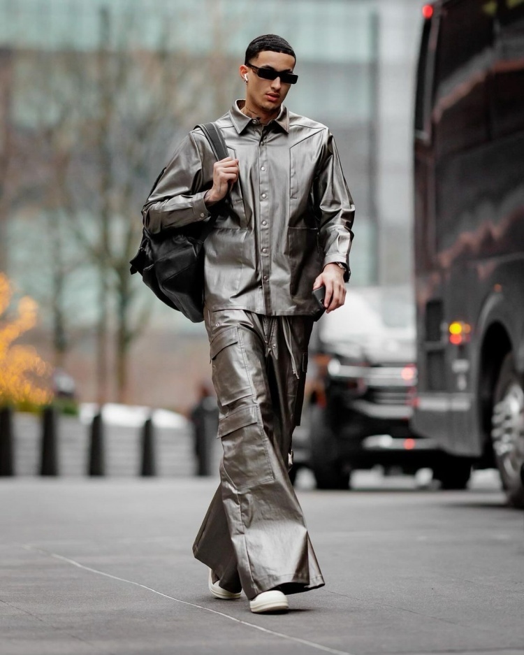 银翼杀手库兹马黑超银色潮服穿搭未来感十足