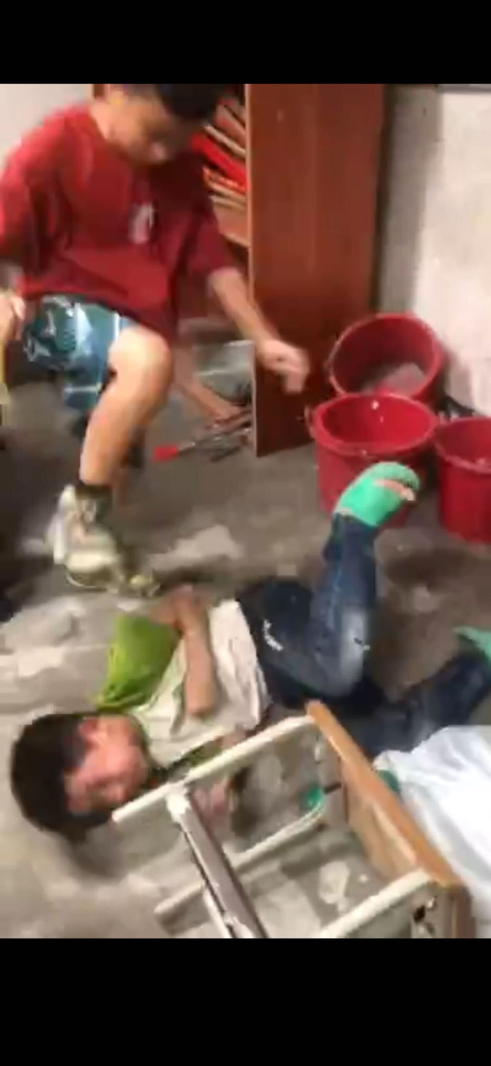 小学生遭同学轮番殴打脚踹扇耳光,男生语出惊人 广西融水:将严肃处理