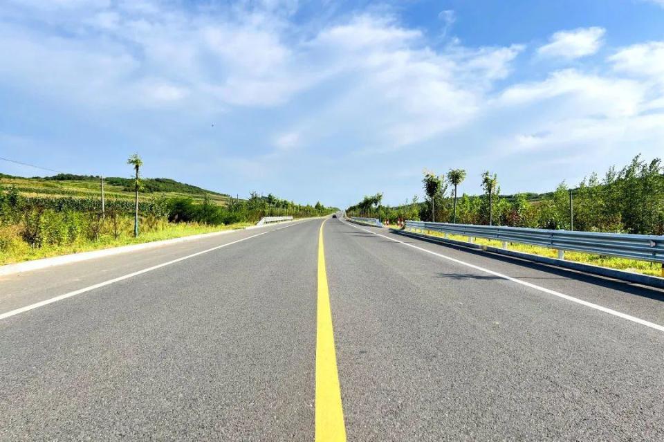 山东的这条路为什么能获评全国十大最美农村路