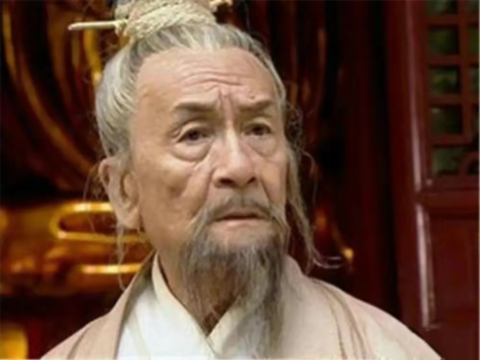 笑傲江湖:八大超级高手排名,岳不群仅排第四,令狐冲并非无敌!