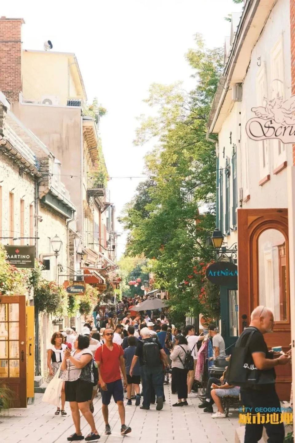 跟着《鬼怪》游魁北克,这条街道能遇到心软的神!