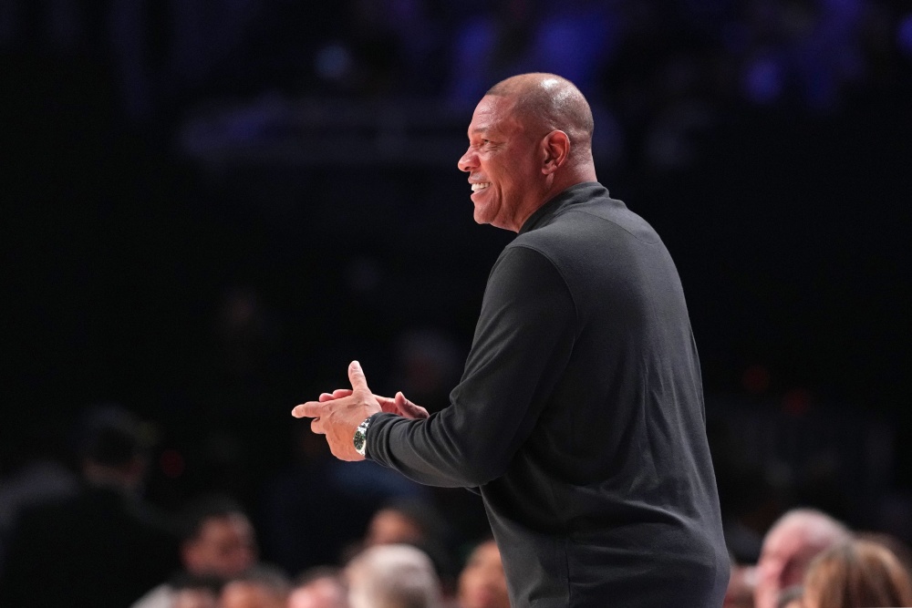 直播吧4月29日讯 nba季后赛东部首轮g4,雄鹿113-126不敌步行者.