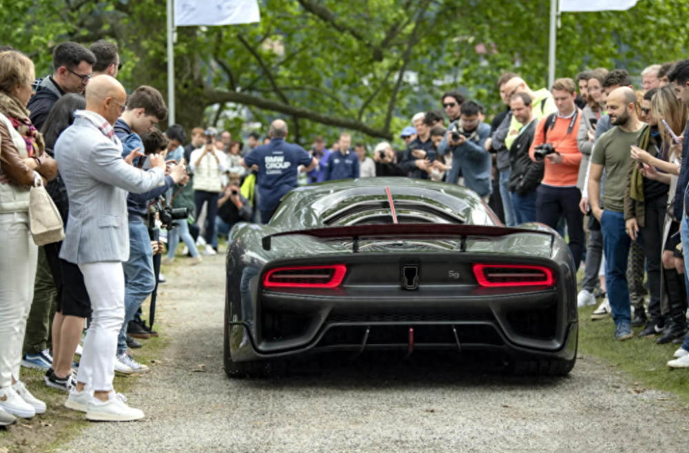 一汽"红旗s9"欧洲正式开卖!售价1022万,零百加速仅1.9秒-腾讯新闻