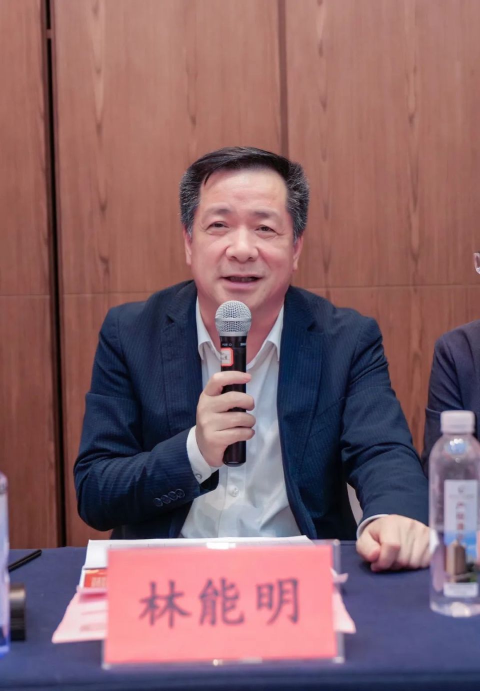 《中国药房》杂志2024年4月定稿会在遵义顺利召开