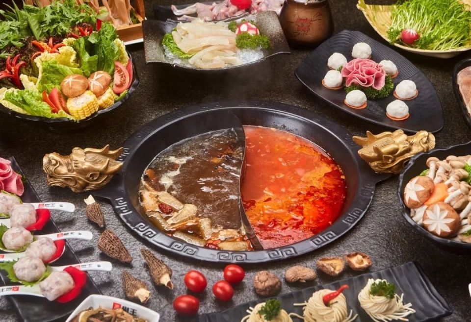 当海底捞开始"抠"服务,火锅还能好吗