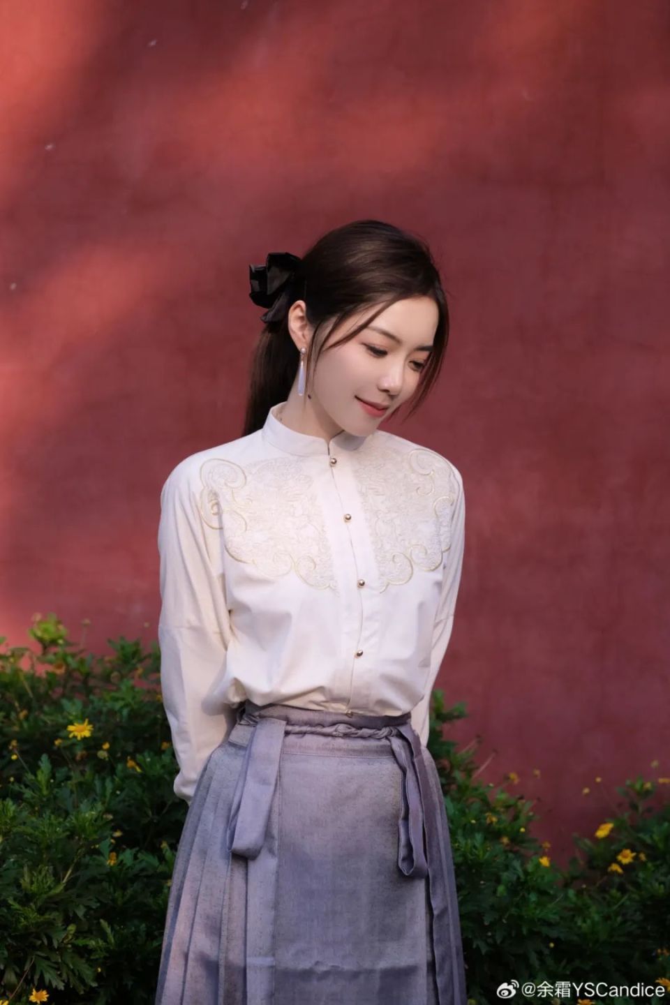 【lpl老婆】余霜新中式古装大片,知性优雅的侠女