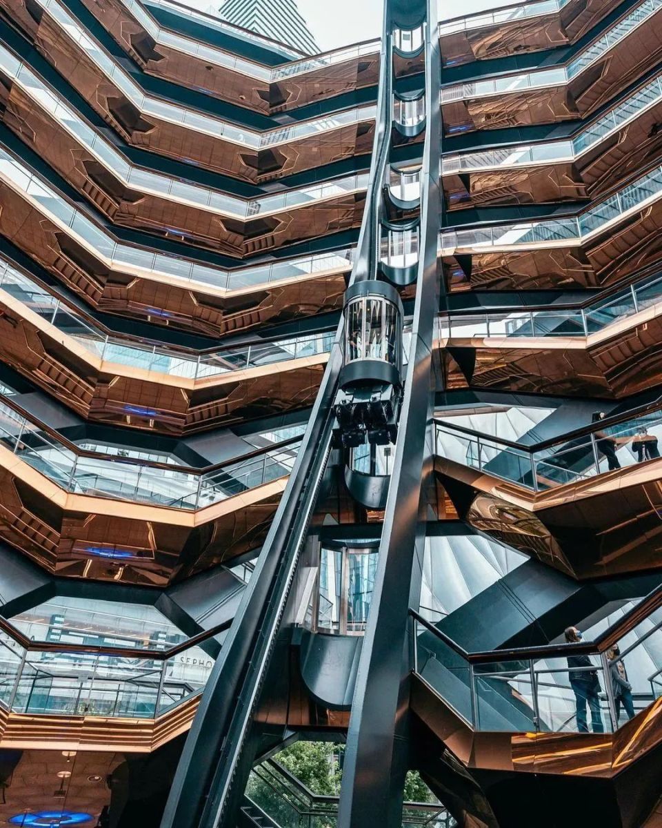 耗资2亿的高空迷宫,关闭3年,"大松果"重新归来