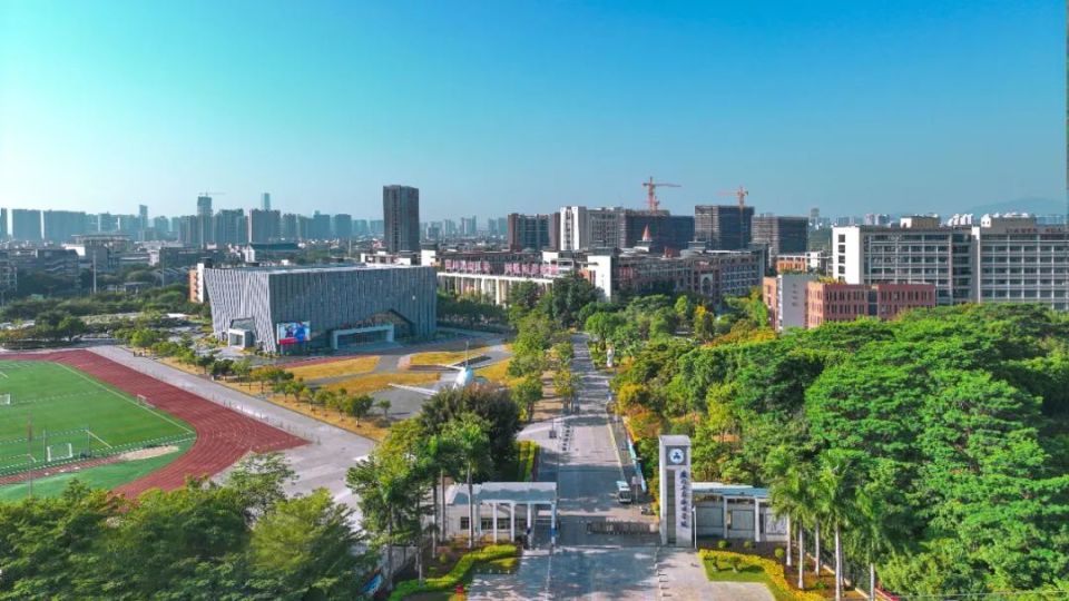 有三类六种读大学渠道厦门工商旅游学校物联网技术应用专业,物联网