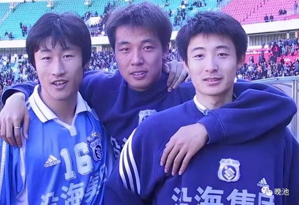 大连足球史上今天:2001年实德2-1重庆力帆,紧追甲a领头羊申花