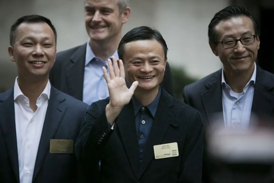 嗶哩嗶哩視頻：澳門六開彩開獎現(xiàn)場視頻直播阿里“財神爺”蔡崇信，用三分之一身家，5年把球隊炒成400億