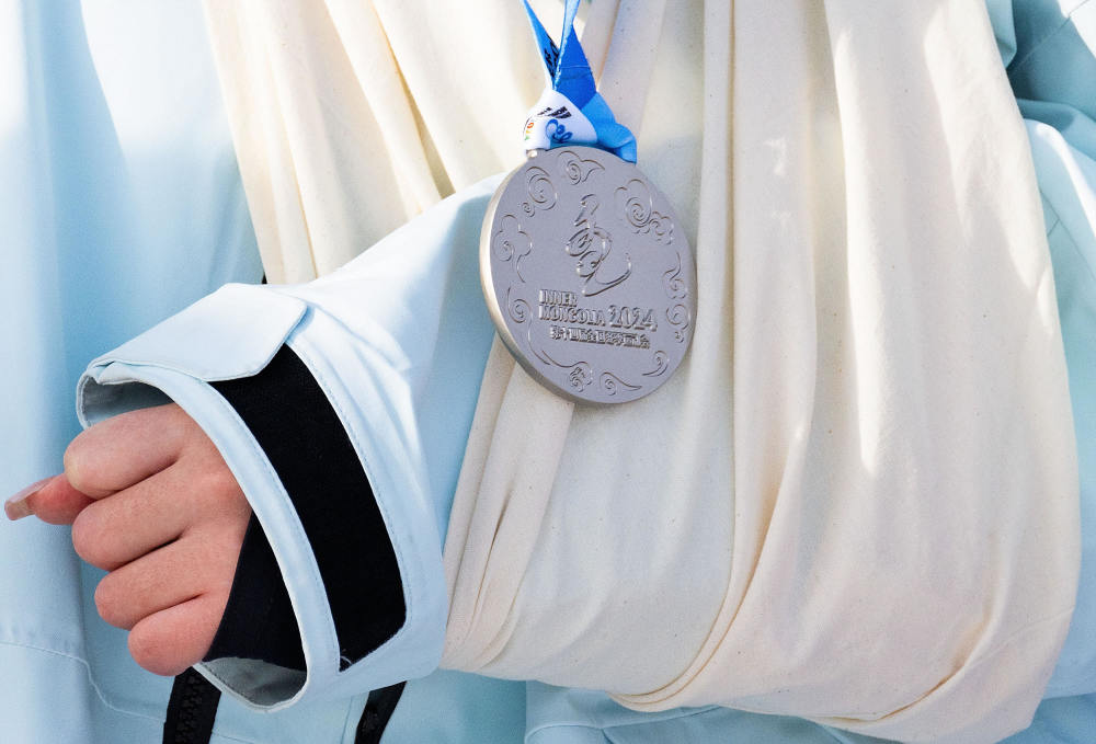 自由式滑雪公开组女子u型场地技巧决赛赛况