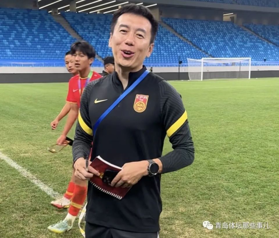 中国U15男足“点杀”日本称霸东亚，青岛籍新星杨硕战功赫赫_腾讯新闻