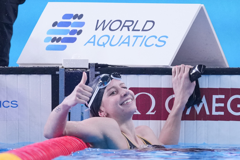 游泳女子200米个人混合泳决赛赛况