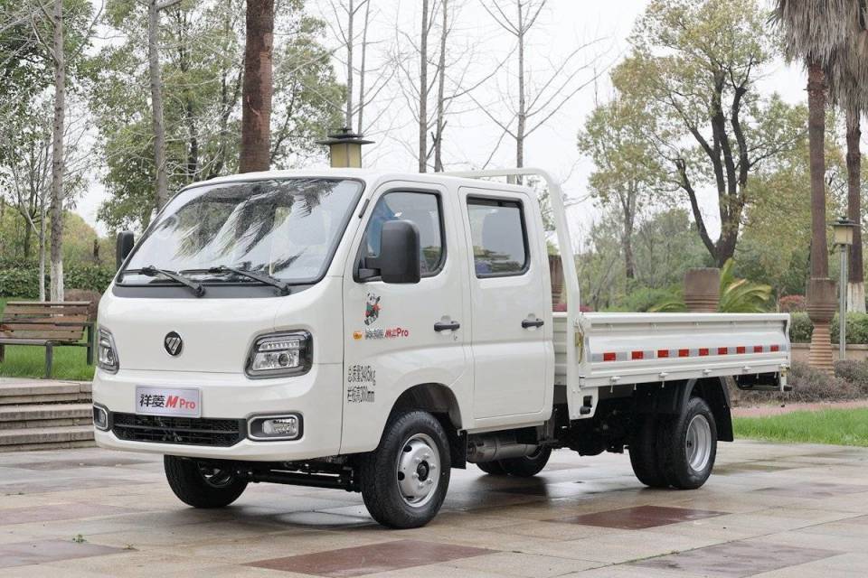 国潮微卡焕新而来,抢先体验福田祥菱m pro双排微卡_腾讯新闻