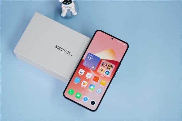 新一代手机颜王魅族21图赏
