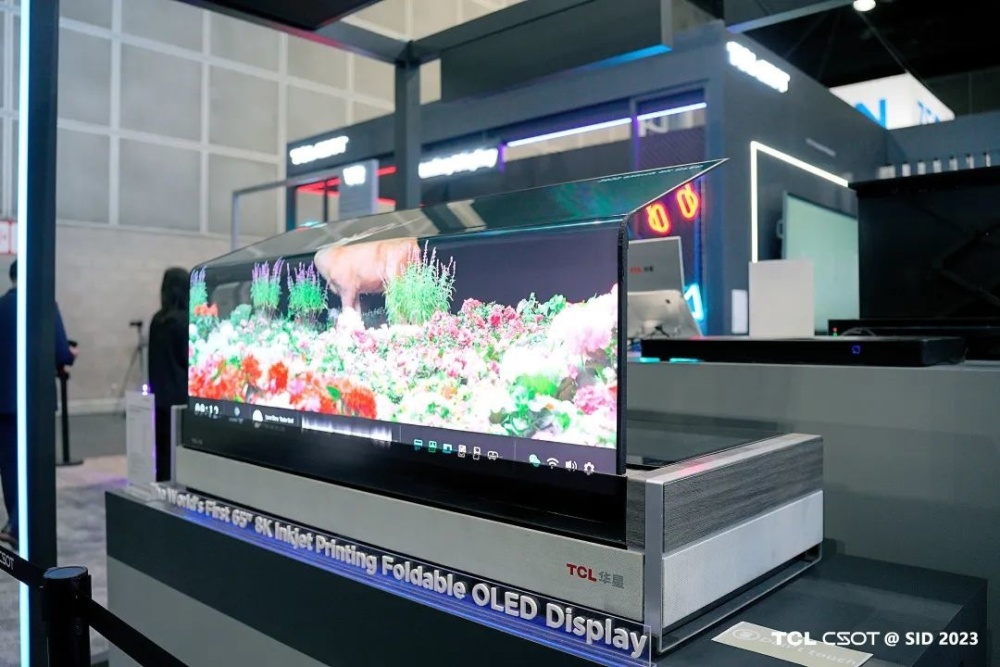 tcl 華星展示全球首款極致窄邊框 oled 柔性顯示屏等產品_騰訊新聞