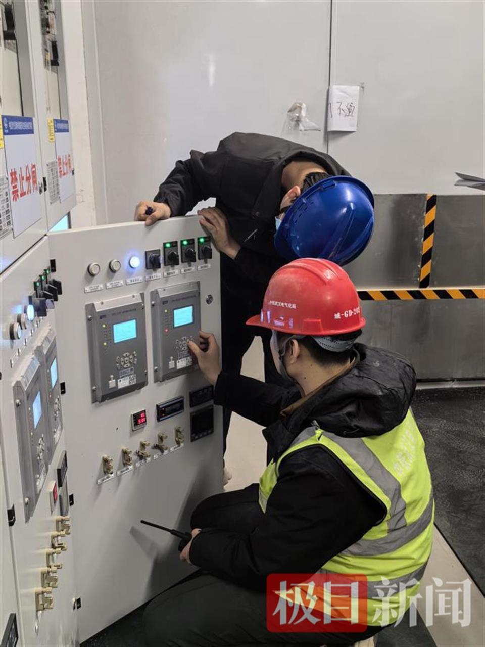 津静市域铁路首开段正线变电所送电成功_腾讯新闻