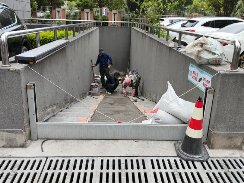 地下车库坡道不再陡,青浦这个社区电动自行车安全治理出新招