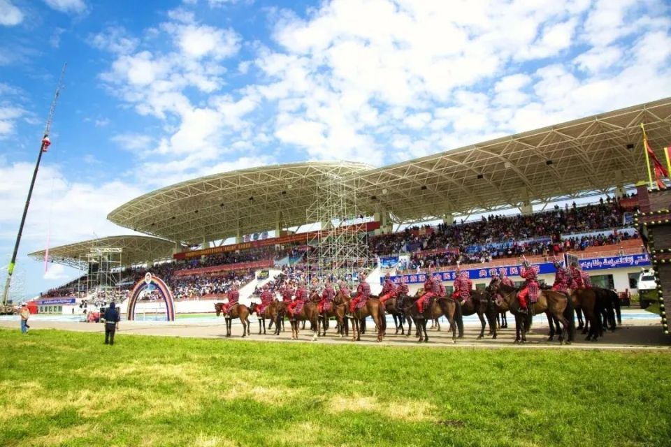 赛马,跑马射箭……"马上"开赛,项项精彩!