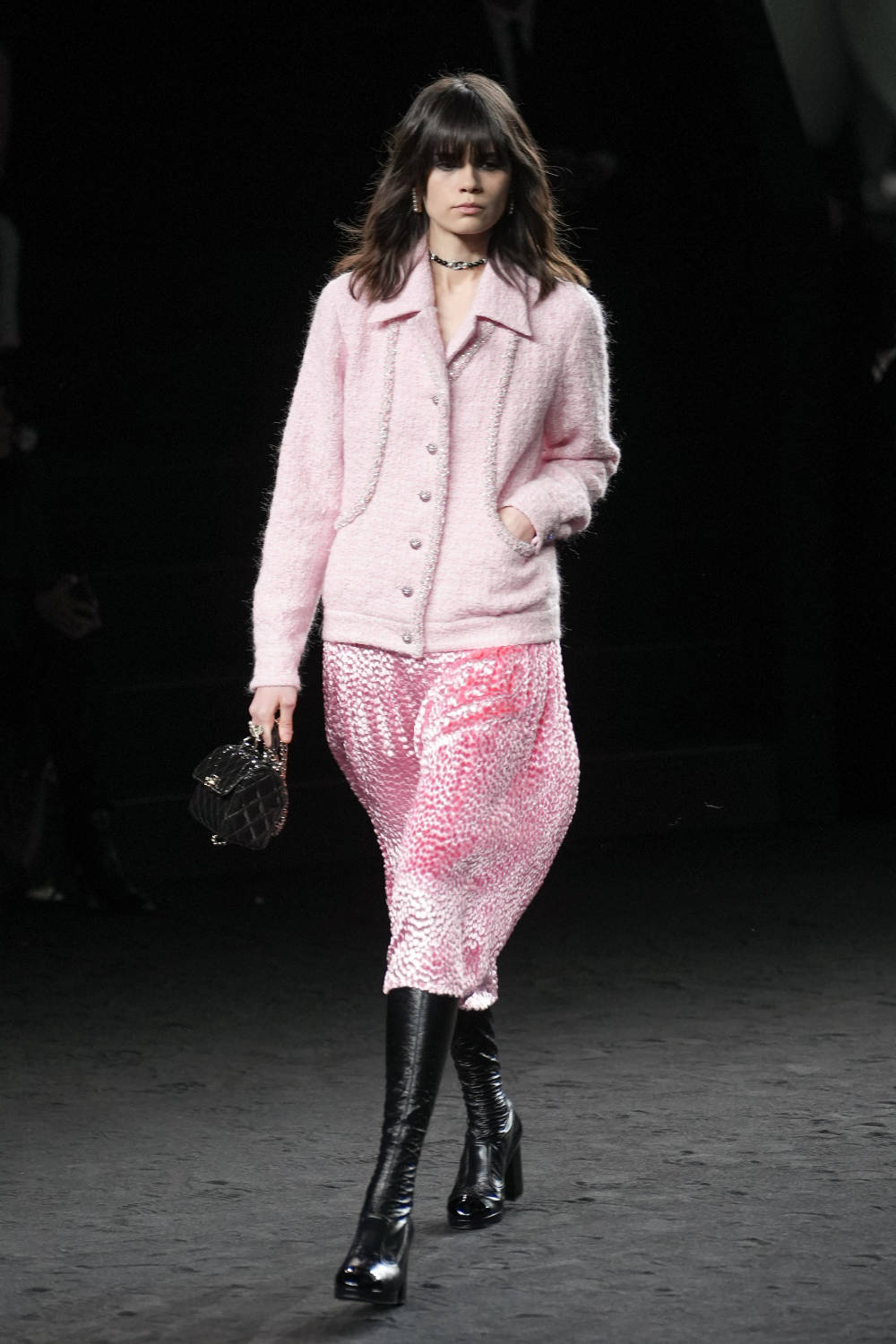 巴黎时装周——香奈儿品牌时装秀_腾讯新闻