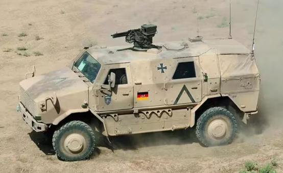 日耳曼的轻骑德国野狗2装甲车