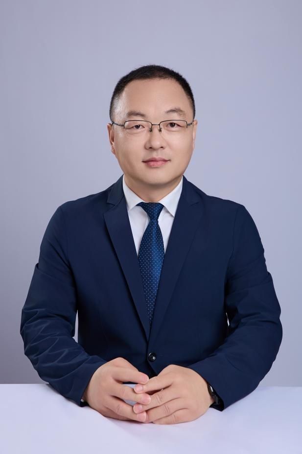 三,专家型的校长得益于深厚的历史底蕴,学校办学质量稳步提升,深得