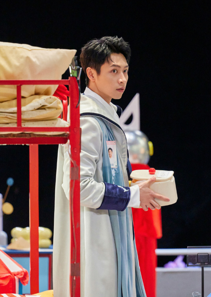 2,魏斯壮@魏晨 :一直在奋斗路上的异零异学园学生魏斯壮,突破自己找到