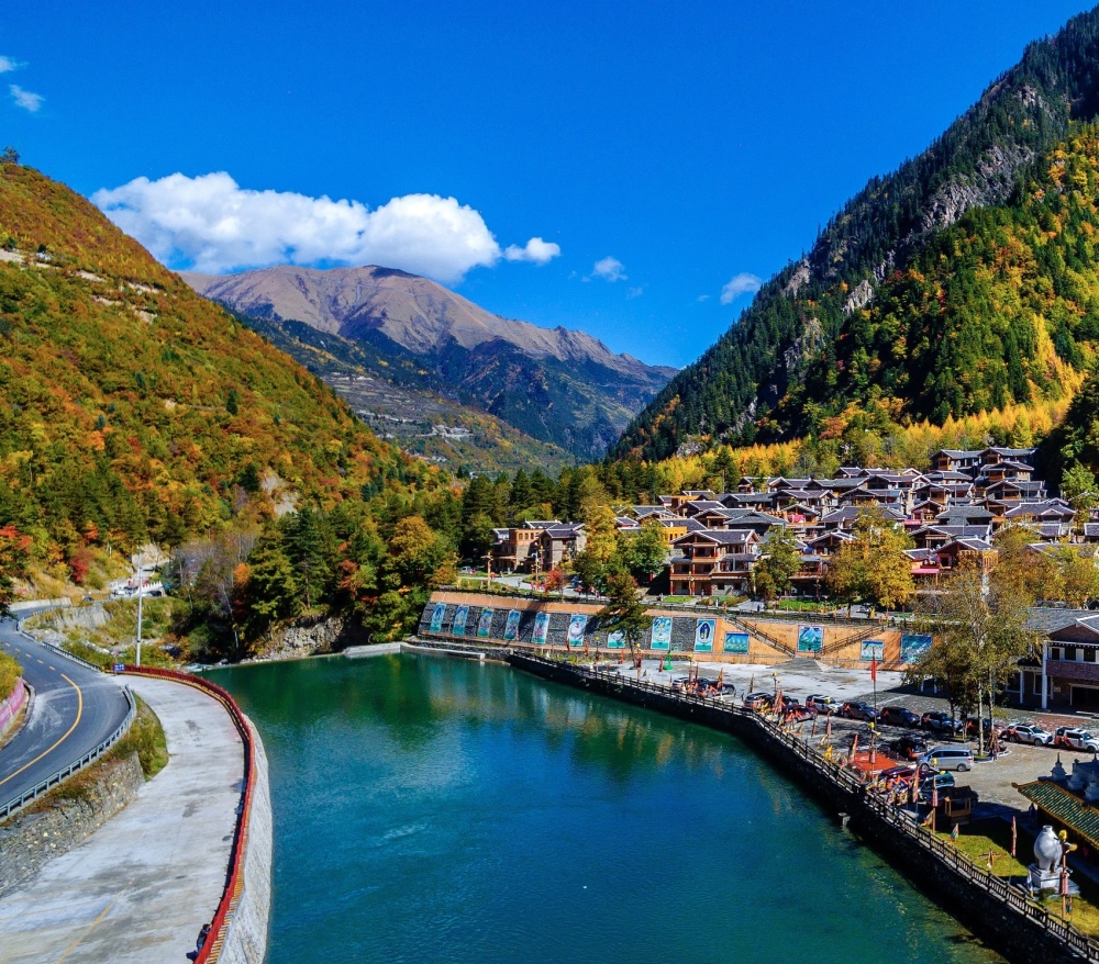 市州观察丨用3年时间全面塑造城乡新环境,阿坝让"远者来近者悦"